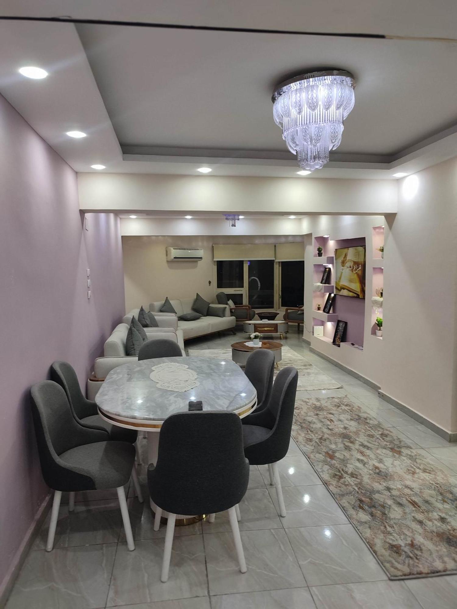 على النيل
